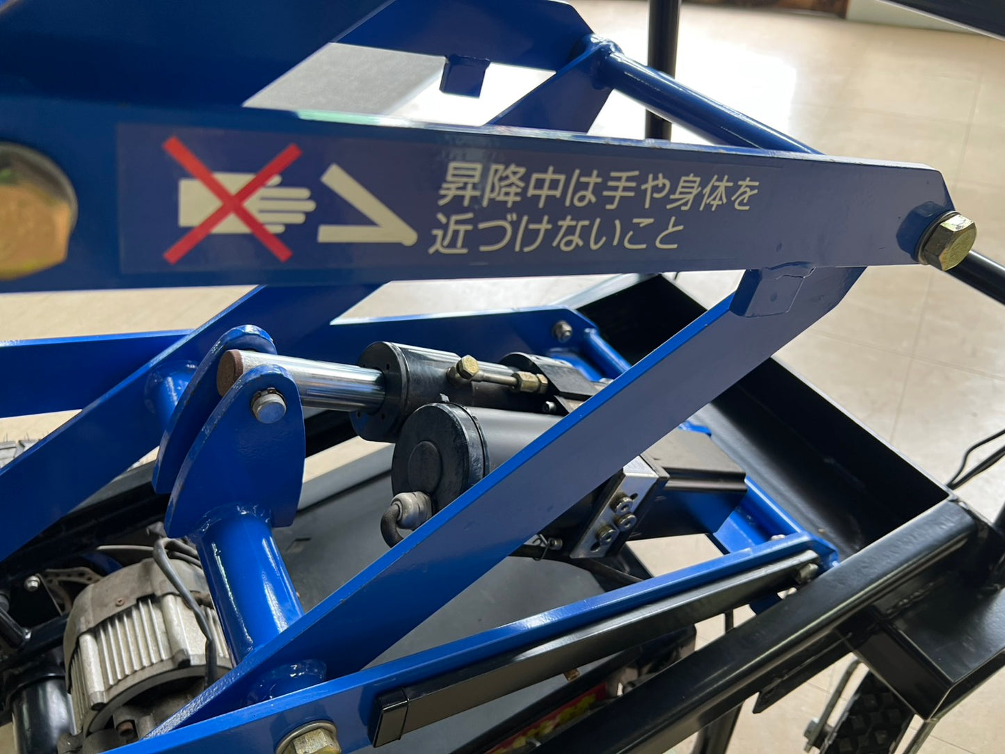 和コーポレーション　中古　電動高所作業車【バッテリー交換必須】＊TS-200M『茨城店　6441』
