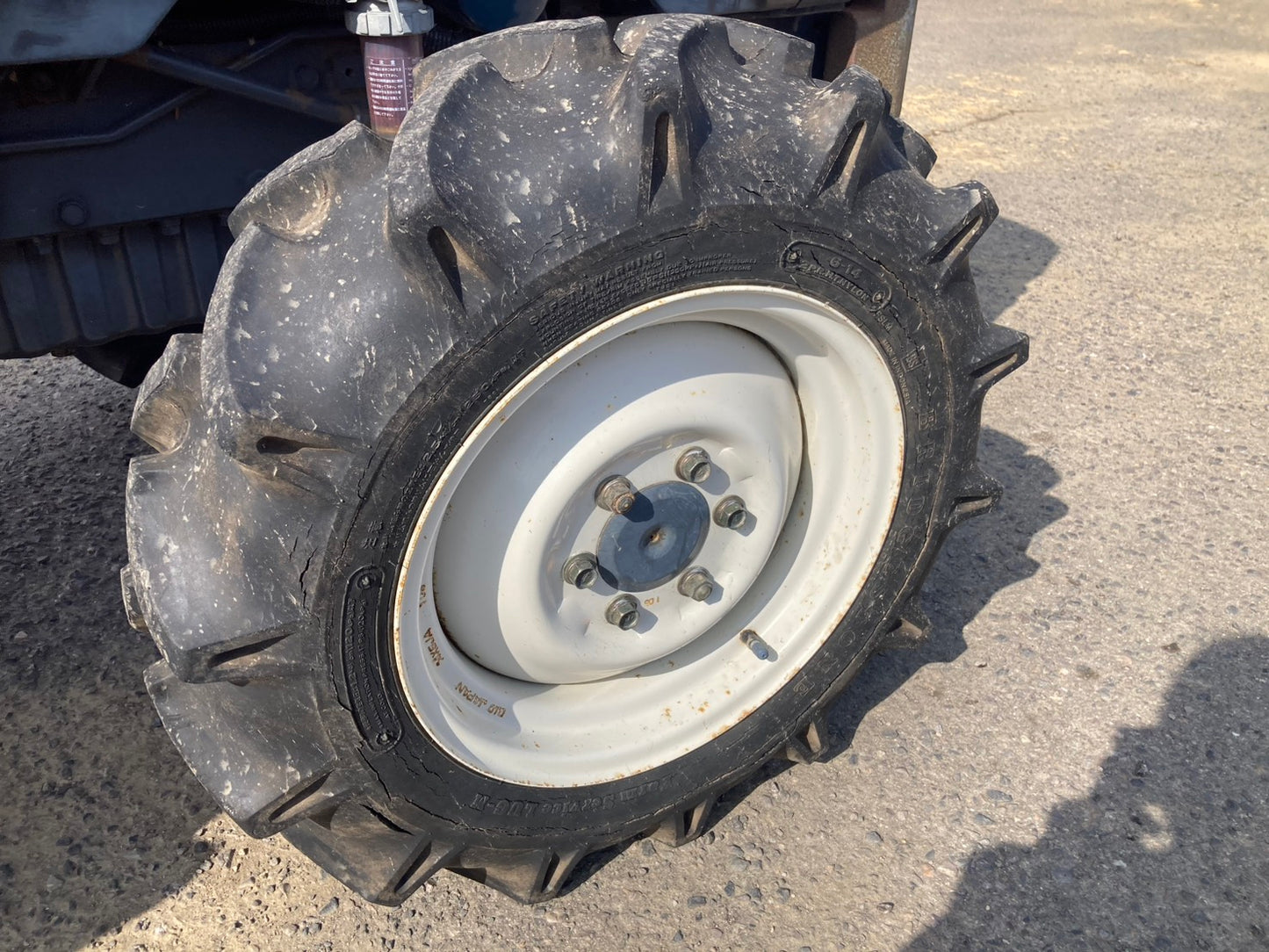 クボタ　　中古　　トラクター　　222時間　　KT24