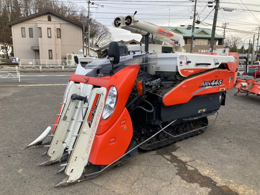 クボタ　　中古　　コンバイン　　4条　　ARN445ASD4MW2