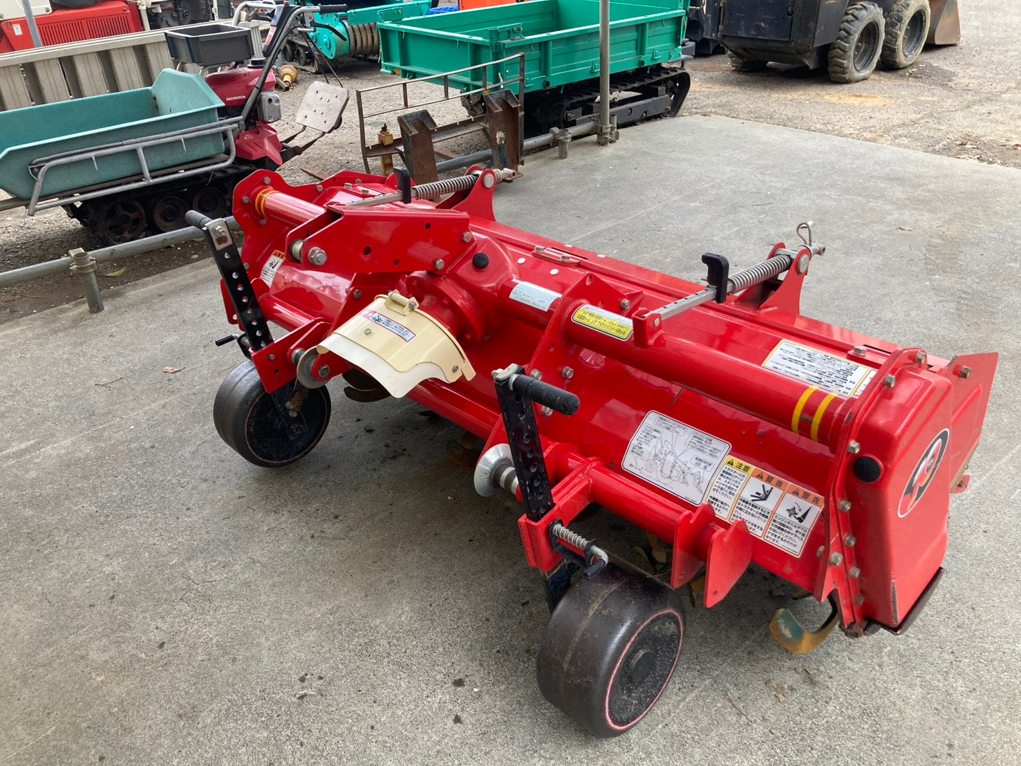 【陸送可能】ニプロ ロータリー AXS1810H Sヒッチ対応 作業幅 1800mm 耕うん 耕耘 耕運 トラクター 中古品 陸送可能】ニプロ ロータリー AXS1810H Sヒッチ対応 作業幅 1800mm