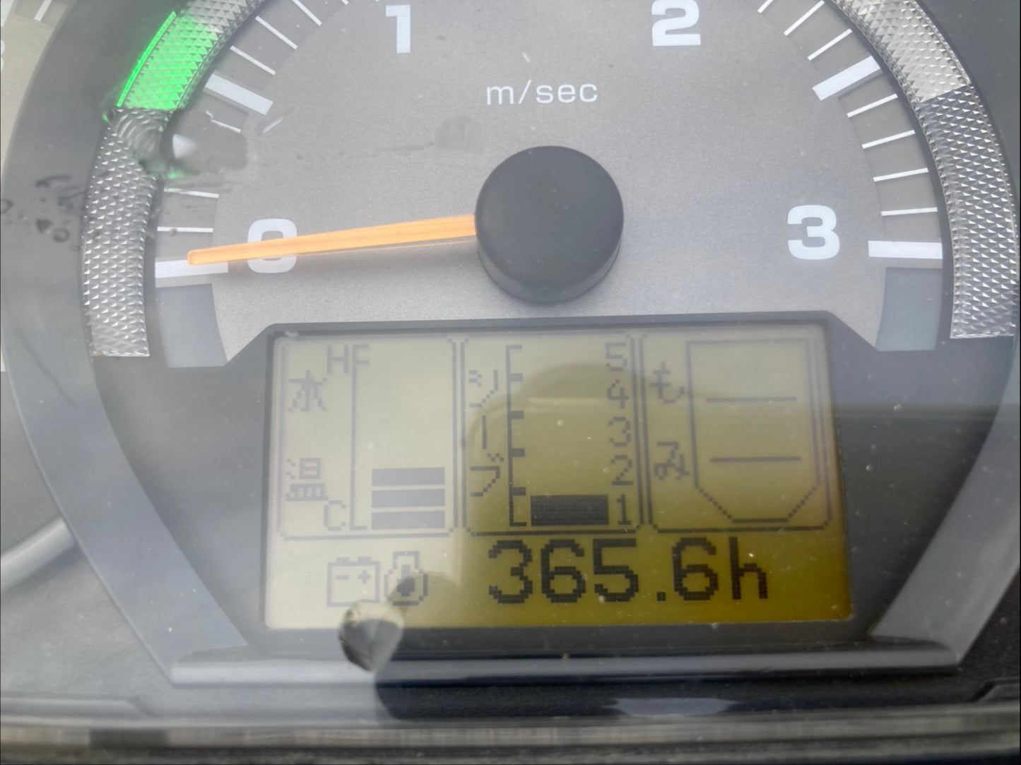 クボタ　中古　　コンバイン　3条　365時間　　ER335SD4MW