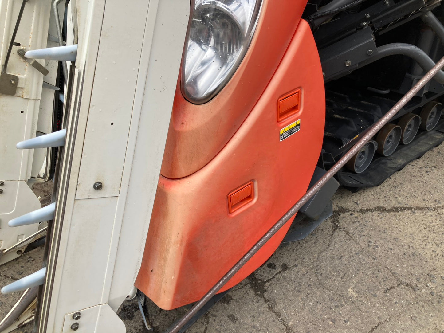 クボタ　中古　　コンバイン　3条　365時間　　ER335SD4MW