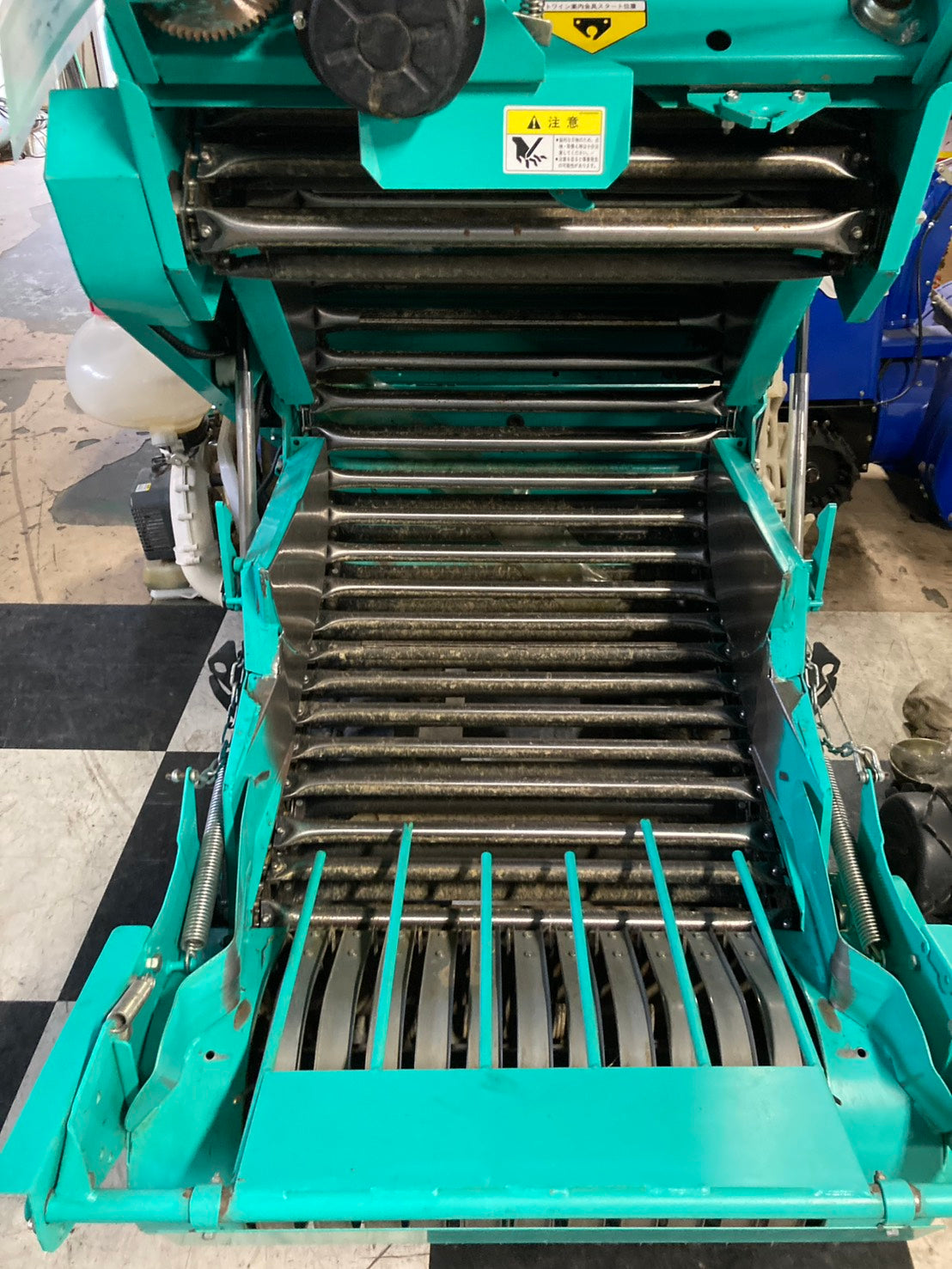 タカキタ 中古 ロールベーラー 自走式 SE-511 – 農キング