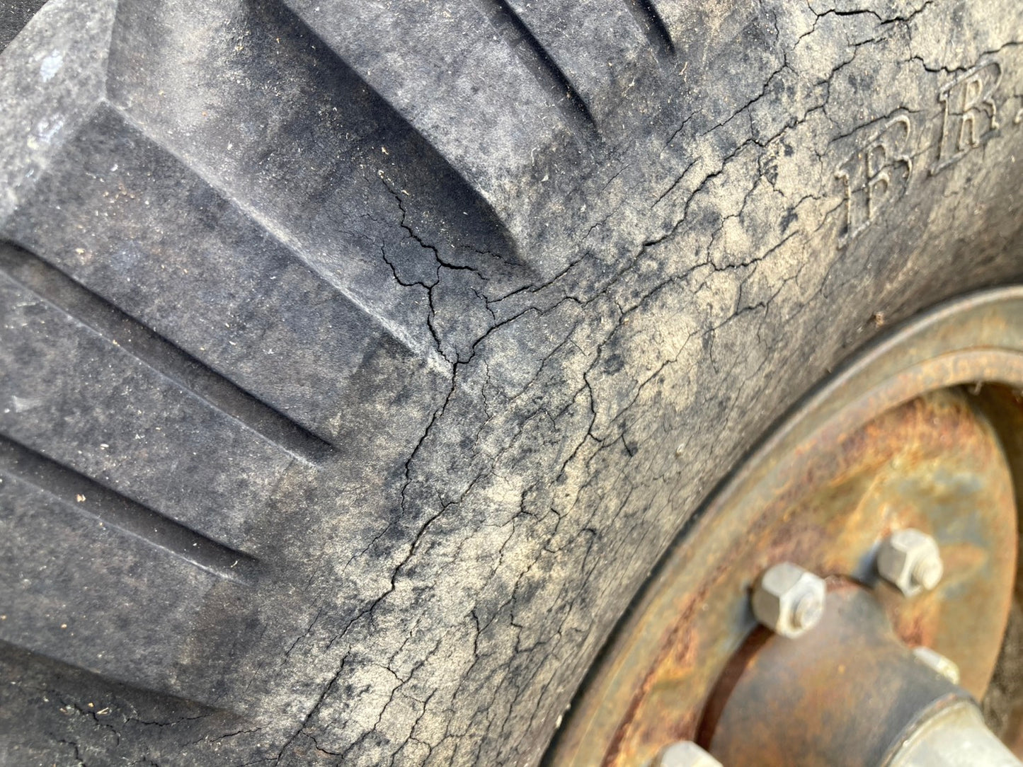 イダ　　中古　　ストーンピッカー　ST-1100-S