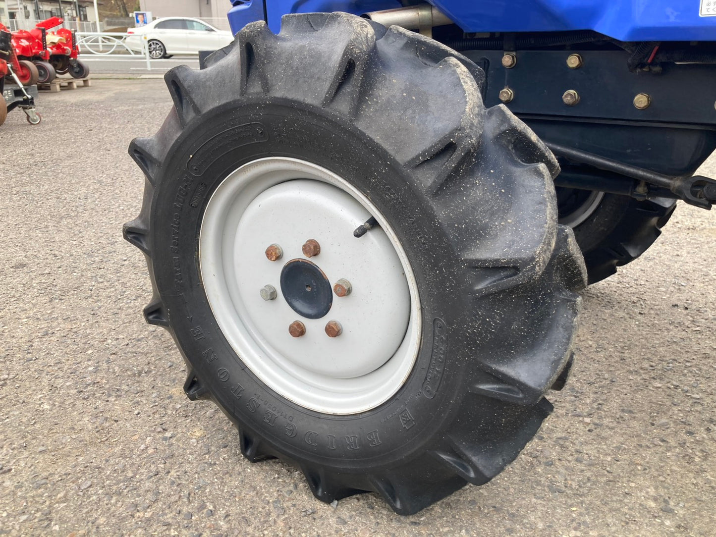 イセキ　　中古　　トラクター　　　　20馬力　　TH20-B07　　