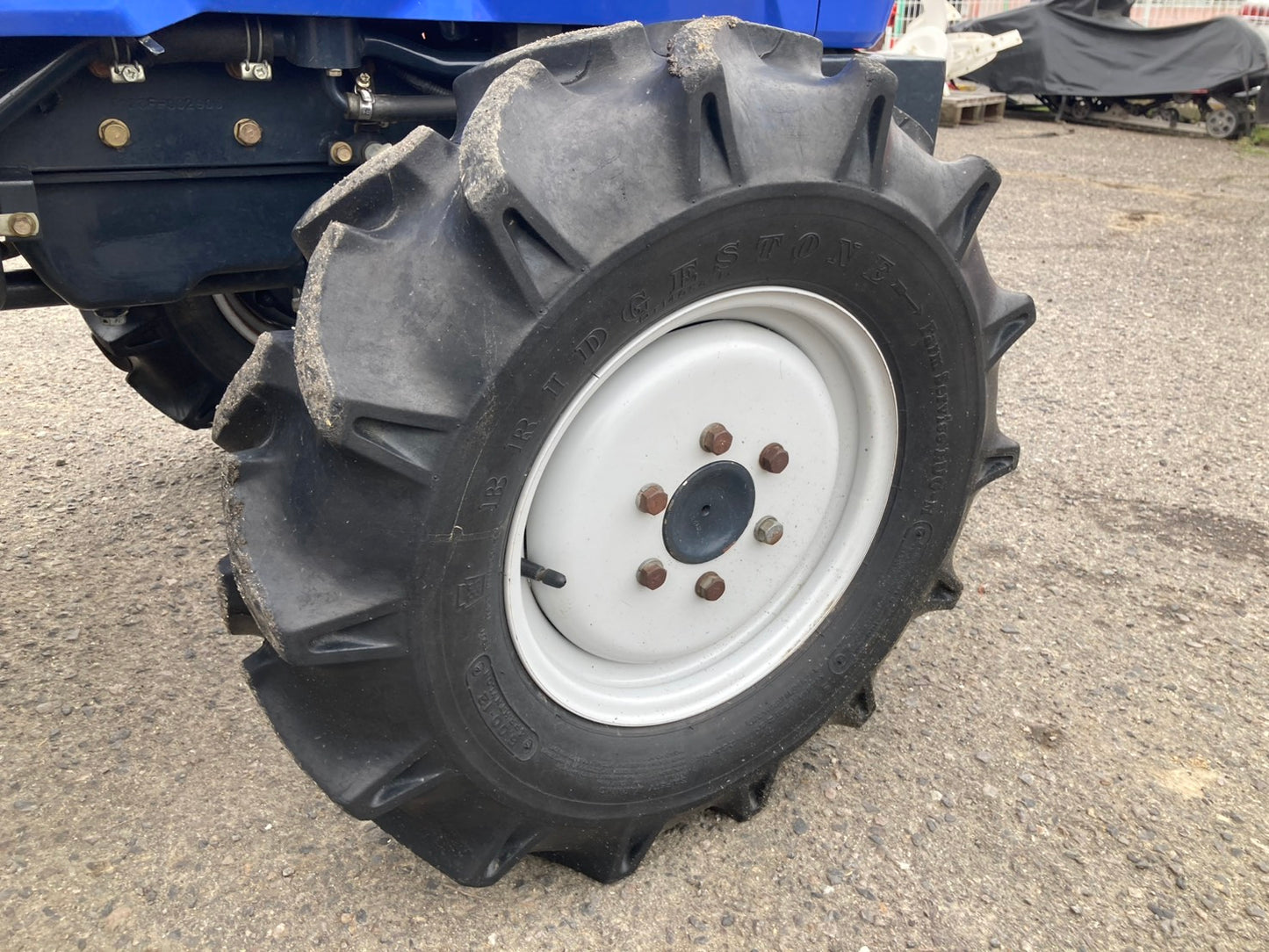 イセキ　　中古　　トラクター　　　　20馬力　　TH20-B07　　
