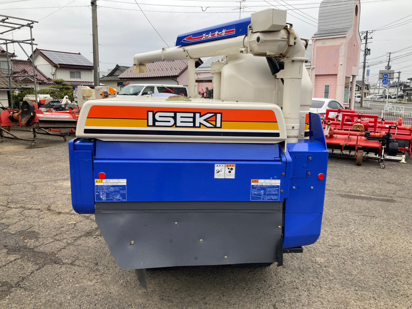イセキ　　中古　　コンバイン　　HVG218G-ZATHWC　