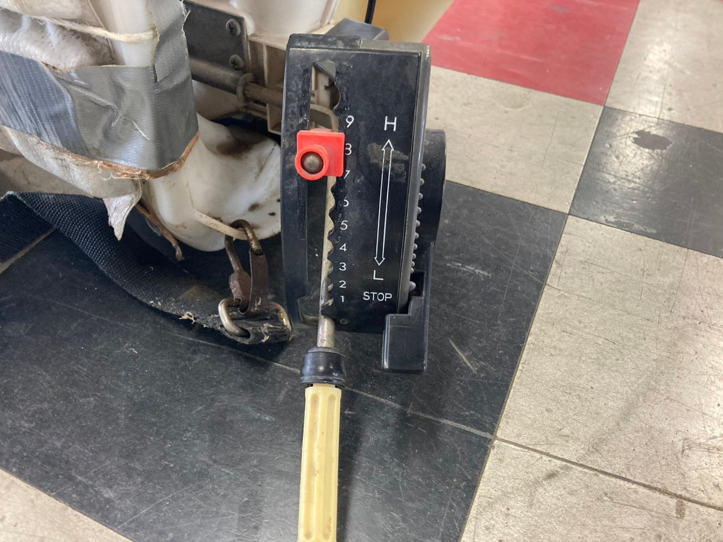 丸山　　中古　　背負動力散布機　　MDJ60G-26