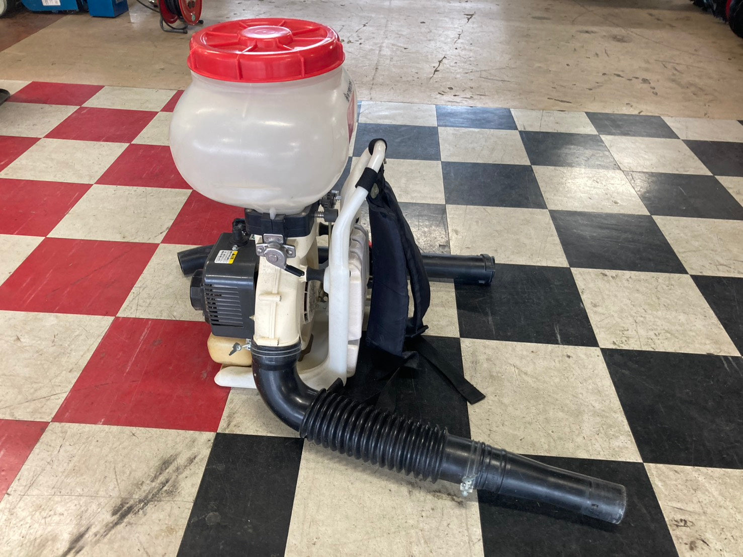 丸山 中古 背負動力散布機 MDJ41-13 – 農キング