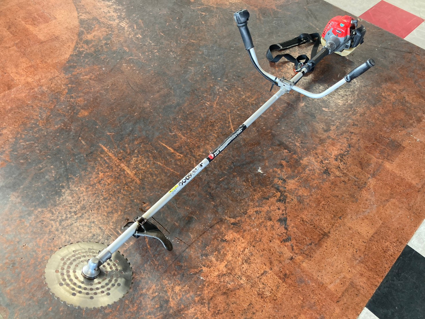 ゼノア 中古 刈払機 TR2310W-EZ – 農キング