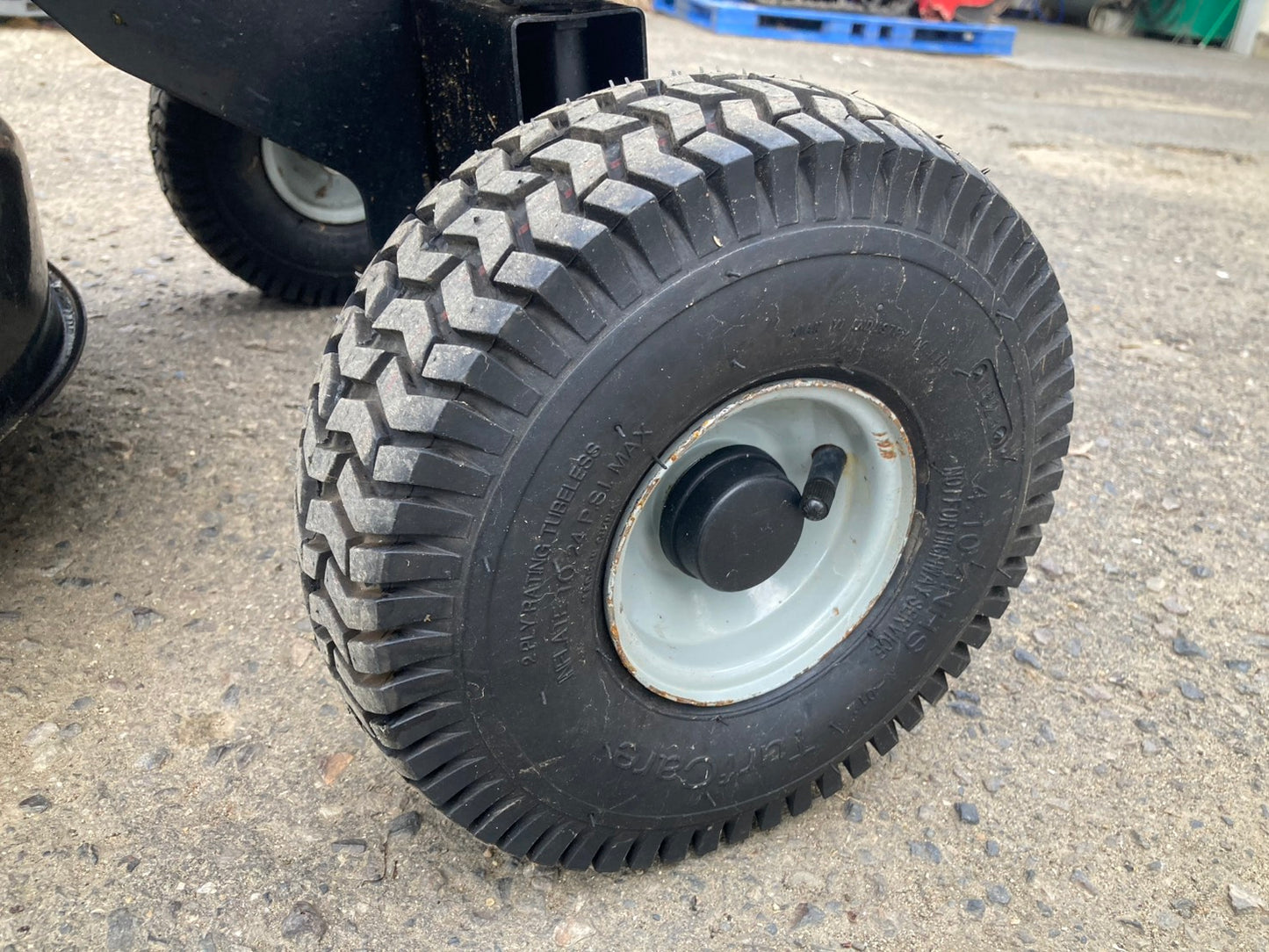 ハイガー　中古　乗用芝刈機　HG-SK9950