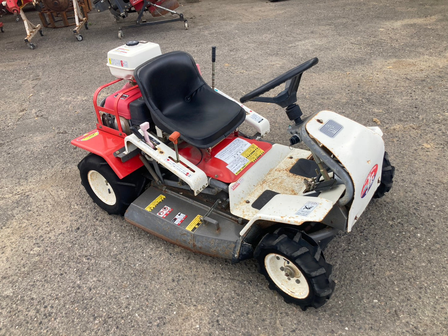 オーレック　中古　乗用モア　RM80JD