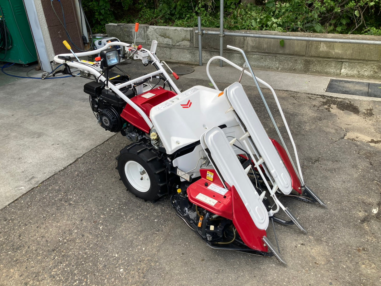 ヤンマー　中古　バインダー　2条　Be224
