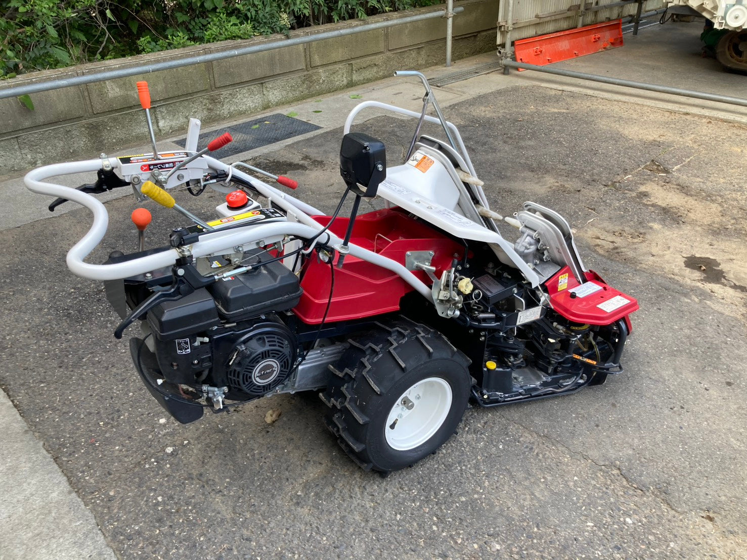 ヤンマー 中古 バインダー 2条 Be224 – 農キング
