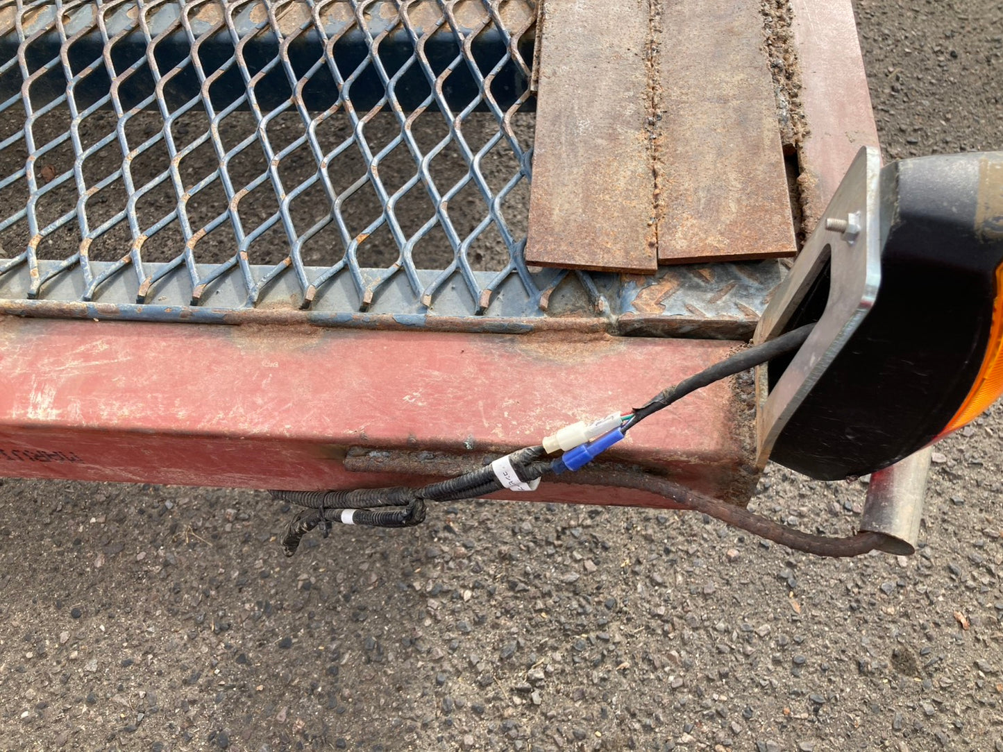 サンワ　中古　トレーラー　MHT-4