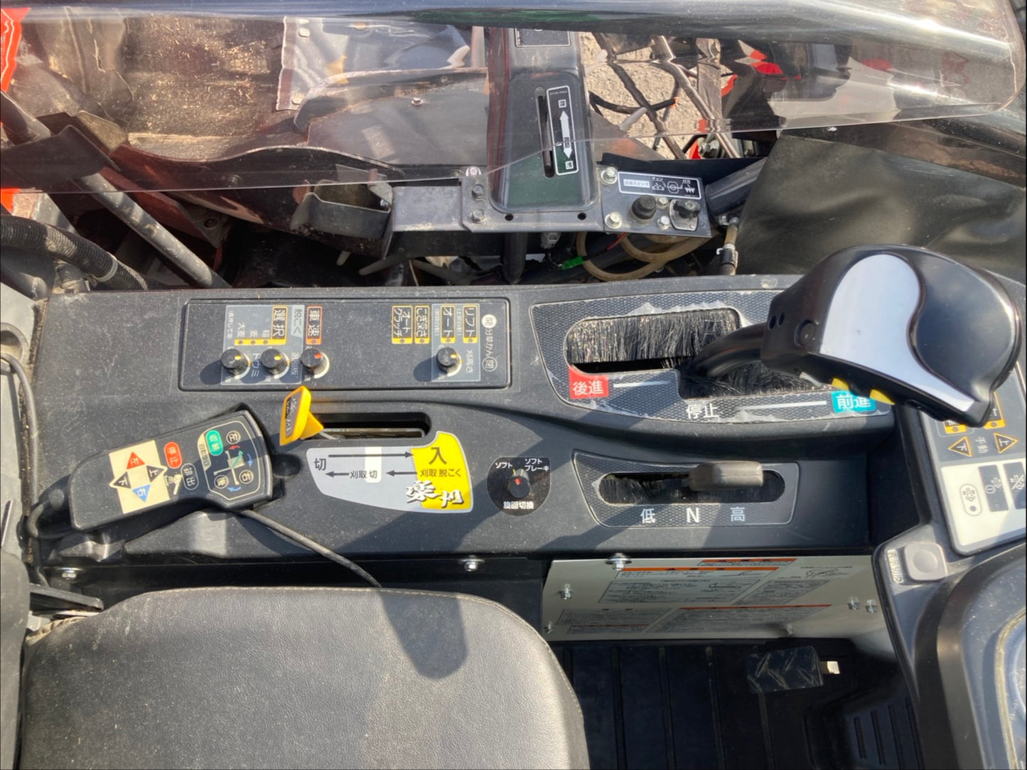 クボタ　中古　コンバイン　4条　48馬力　176時間　ER448N-SPSDW2E
