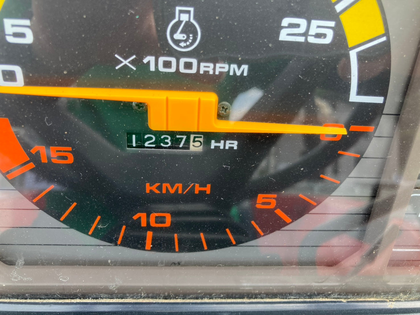ミツビシ　中古　トラクター　26馬力　MT265