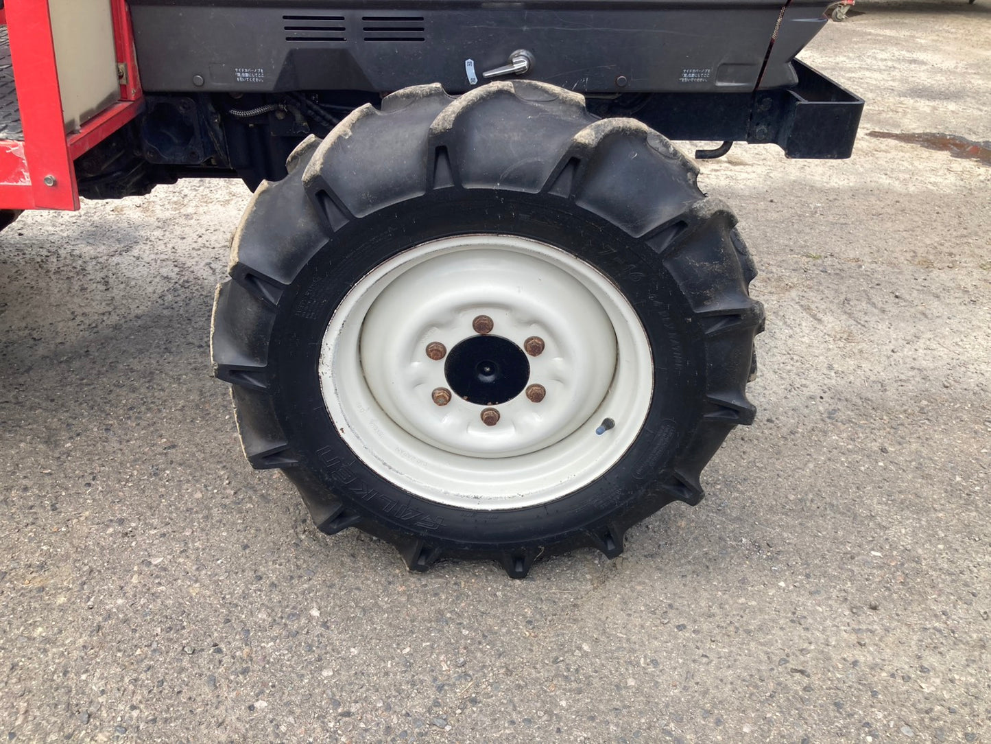 ミツビシ　中古　トラクター　26馬力　MT265