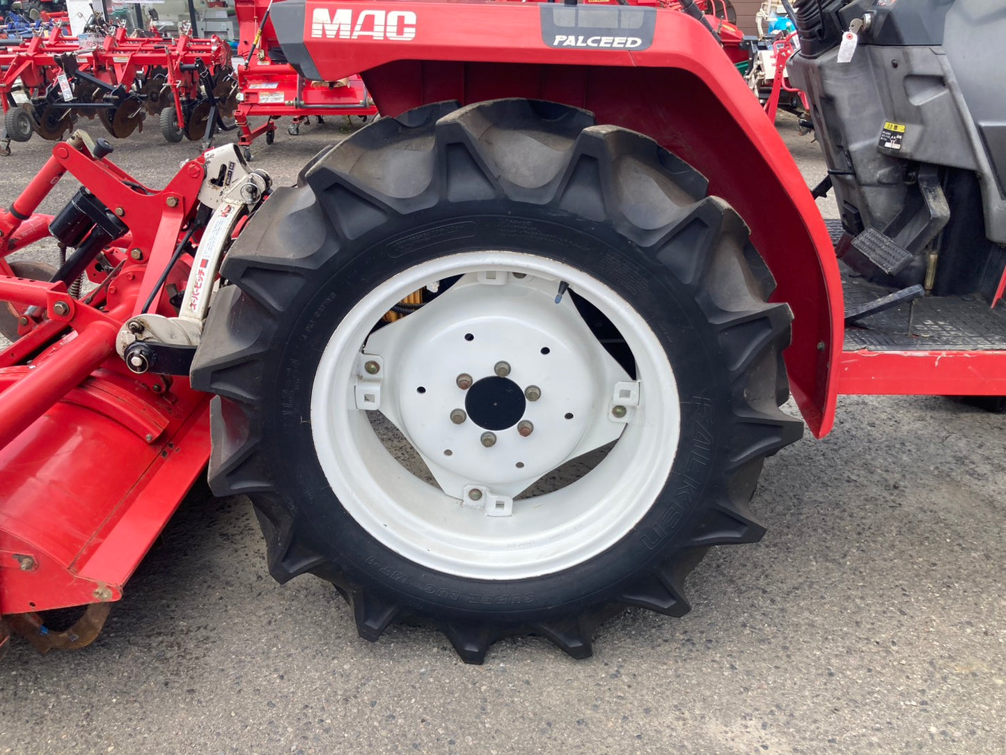 ミツビシ　中古　トラクター　26馬力　MT265