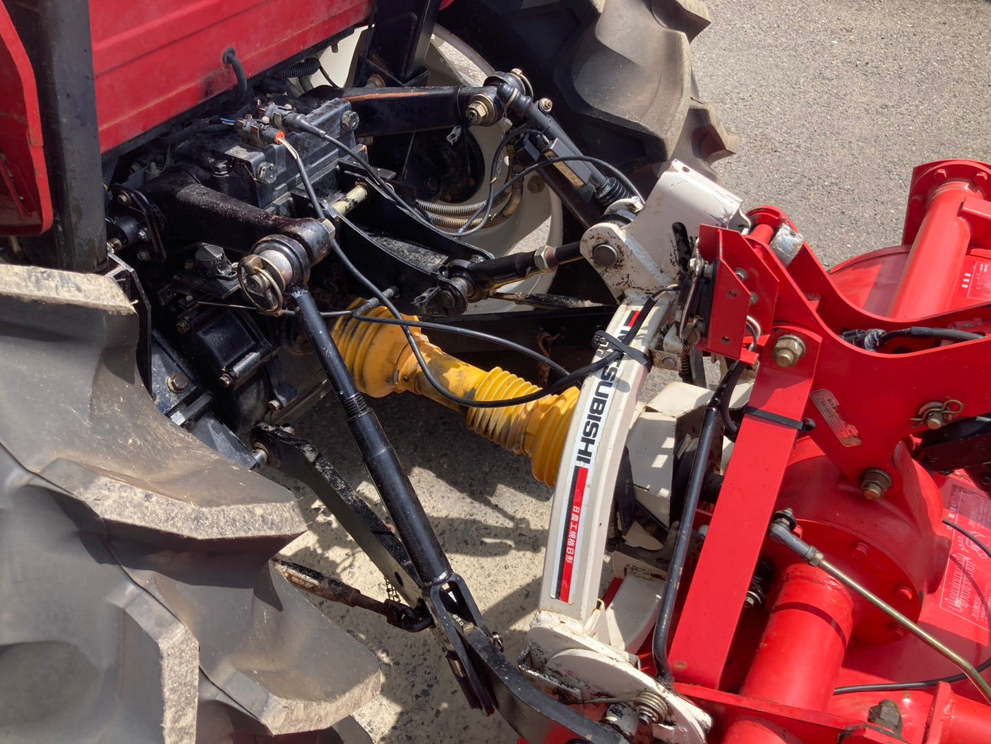 ミツビシ　中古　トラクター　26馬力　MT265