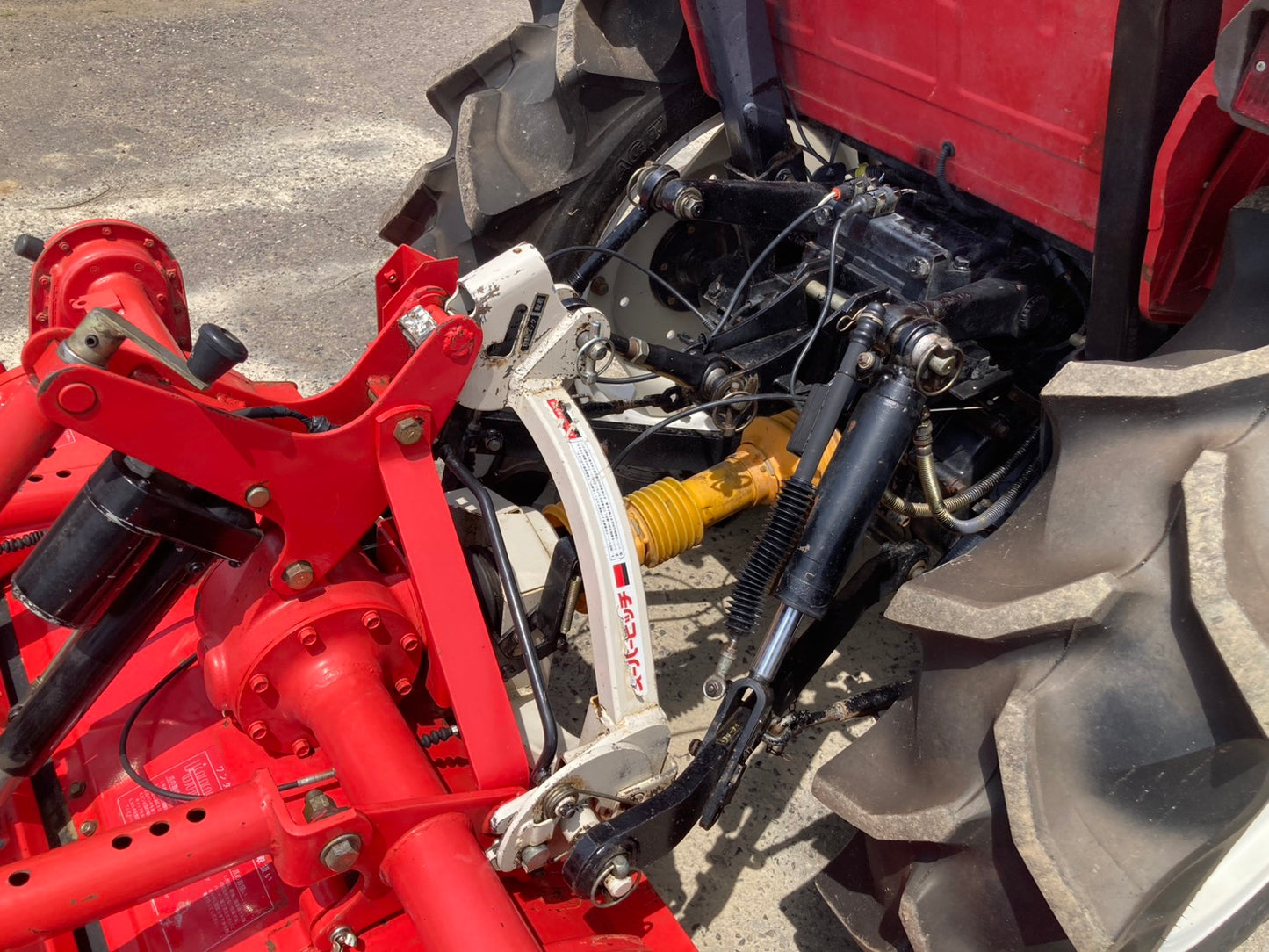 ミツビシ　中古　トラクター　26馬力　MT265