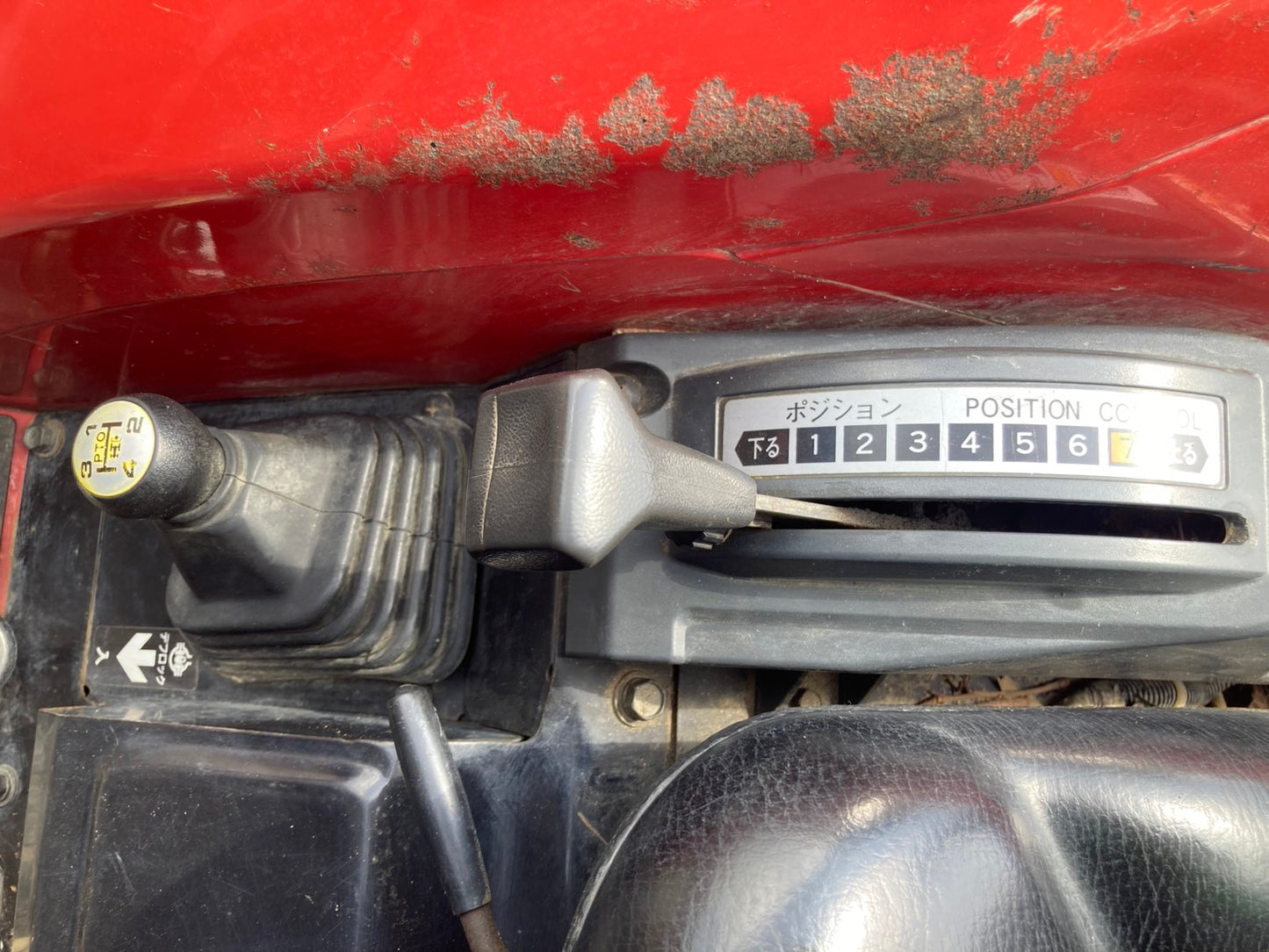 ミツビシ　中古　トラクター　26馬力　MT265