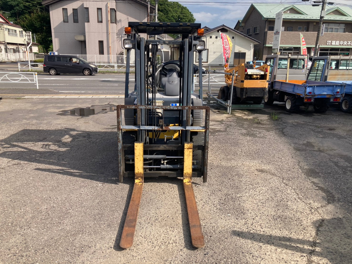コマツ 中古 フォークリフト 1.4トン FG15T-18 – 農キング