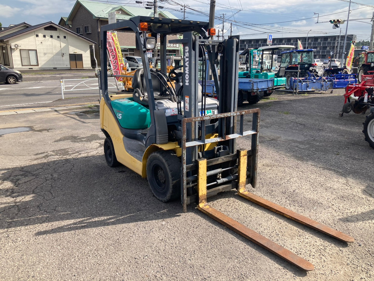 コマツ　中古　フォークリフト　1.4トン　FG15T-18