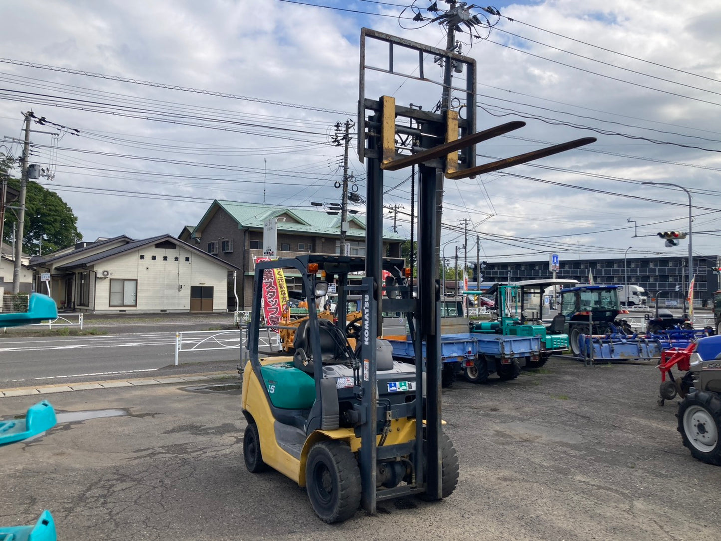 コマツ　中古　フォークリフト　1.4トン　FG15T-18