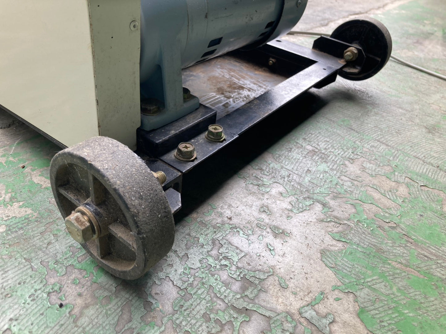 タイガーカワシマ　中古　米袋昇降機　LU-35