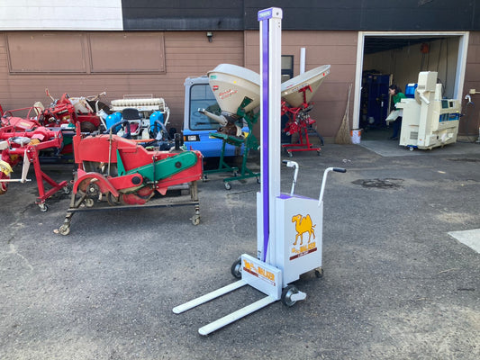 タイガーカワシマ　中古　米袋昇降機　LUB-208F