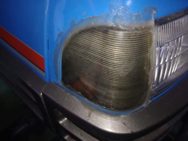 イセキ　中古　トラクタ-