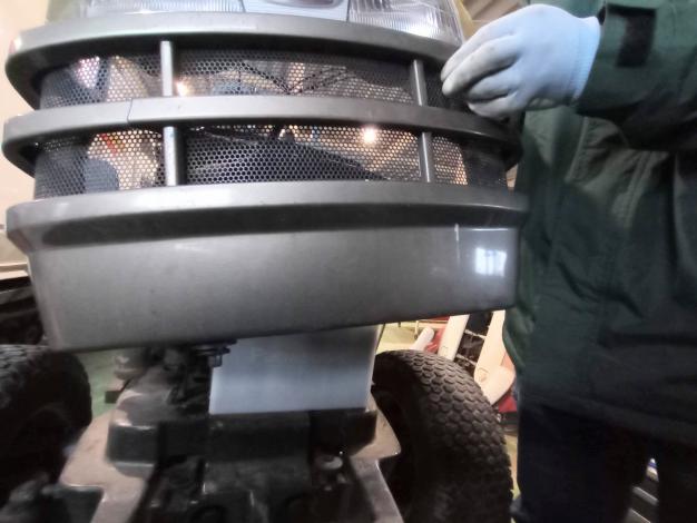 イセキ　中古　トラクタ-