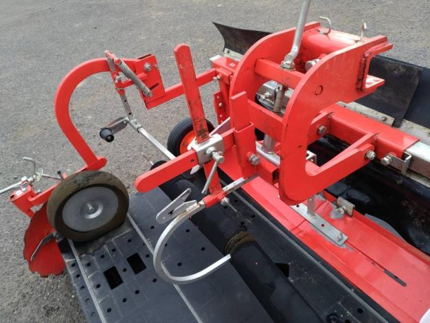 中古 トラクター用 マルチャー
