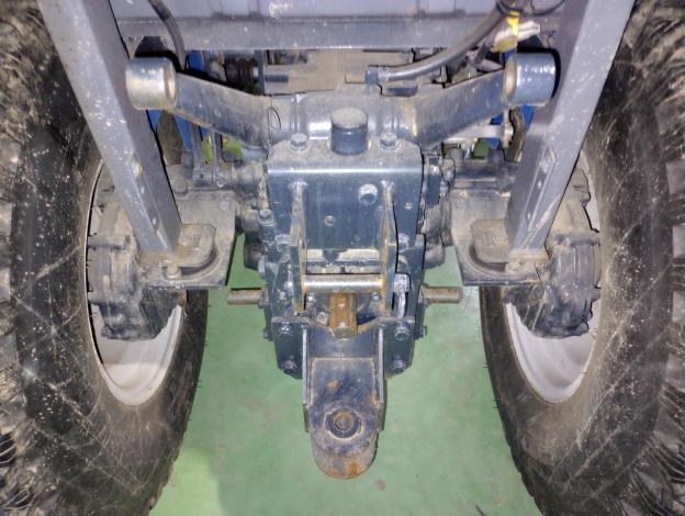 イセキ　中古　トラクタ-