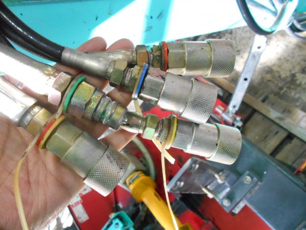 三陽　中古　ツインモア