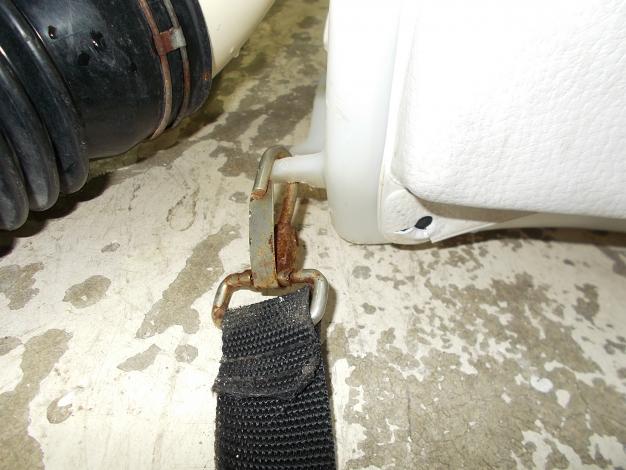 三菱　中古　背負動力散布機