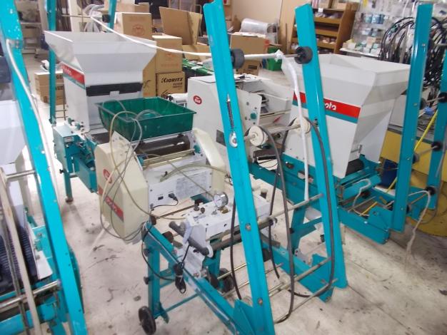 クボタ　中古　播種機