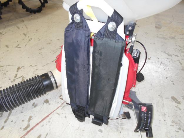 丸山製作所　中古背負動力散布機