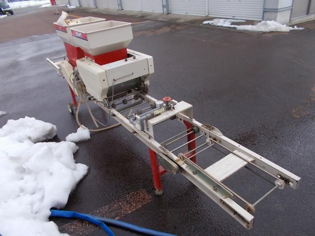 スズテック　中古　播種機