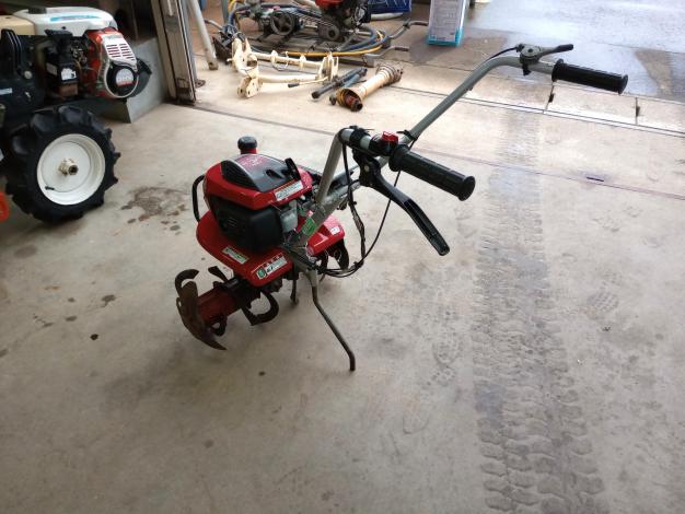 ホンダ　耕耘機
