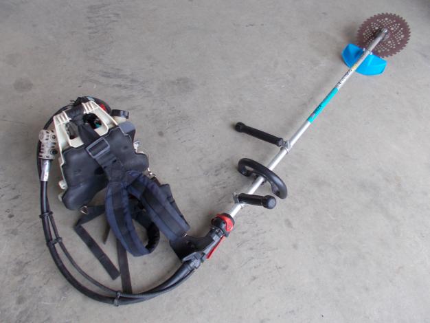 クボタ　中古　刈払機