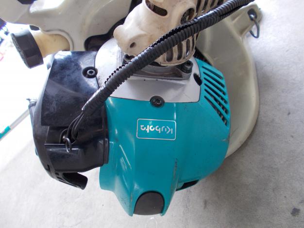 クボタ　中古　刈払機