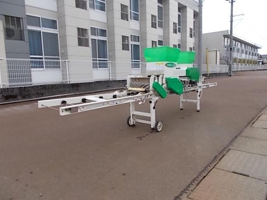 スズテック　中古播種機