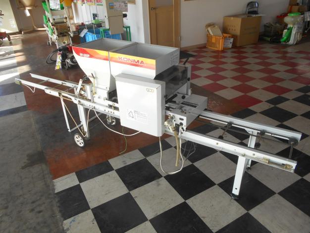 コンマ 中古 播種機