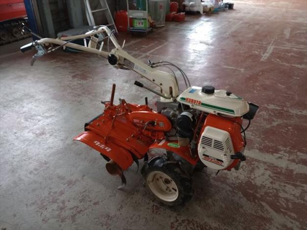 クボタ　中古耕耘機