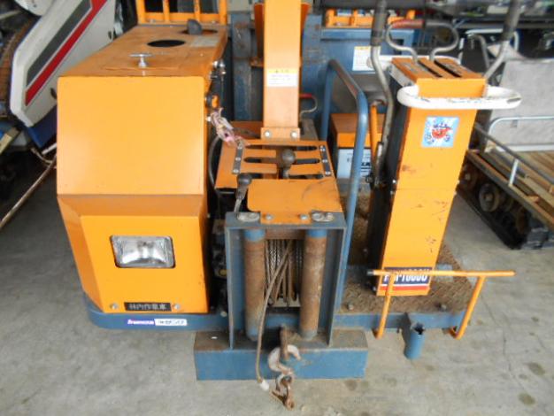 運搬車(林内作業車)