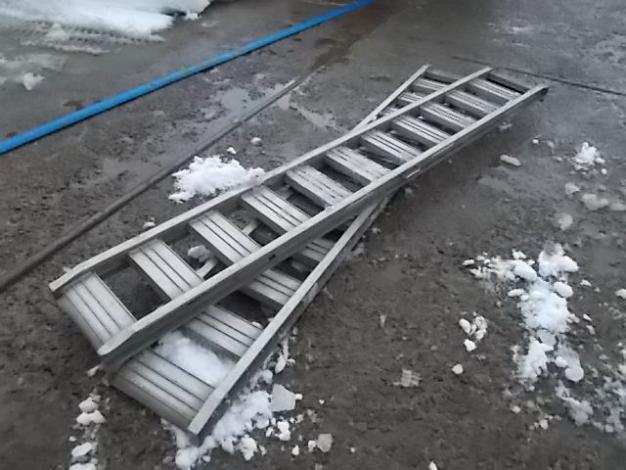 中古　アルミブリッジ