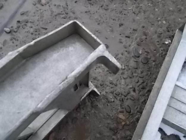 中古　アルミブリッジ