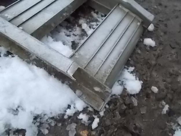 中古　アルミブリッジ